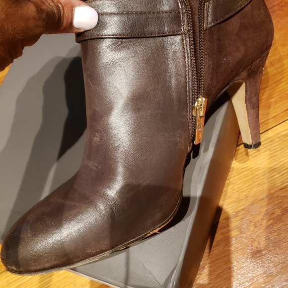 Vince Camuto Brown Ankle Booties - Picture 4 of 10